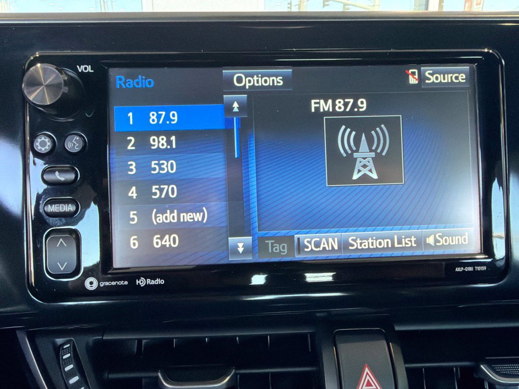 Certified 2018 Toyota C-HR XLE FWD image 27
