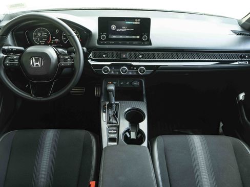 Used 2025 Honda Civic Sport image 26