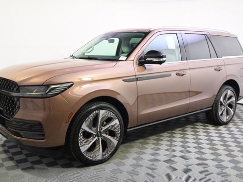 New 2026 Lincoln Navigator Black Label image 2