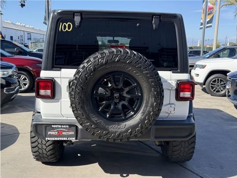 Used 2019 Jeep Wrangler Unlimited Sport S AWD/4WD image 5