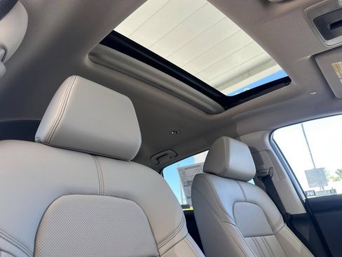 New 2027 Honda HR-V EX-L image 22