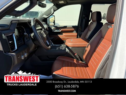 Used 2026 GMC Sierra 3500 Denali Ultimate image 5