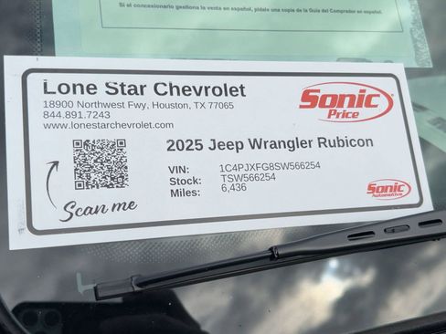 Used 2025 Jeep Wrangler Unlimited Rubicon w/ Convenience Group image 32