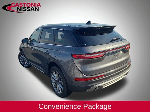 Used 2022 Lincoln Corsair AWD w/ Premium Package image 5