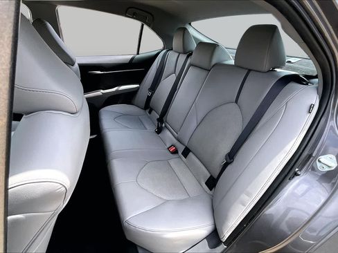 Used 2024 Toyota Camry XLE FWD image 20