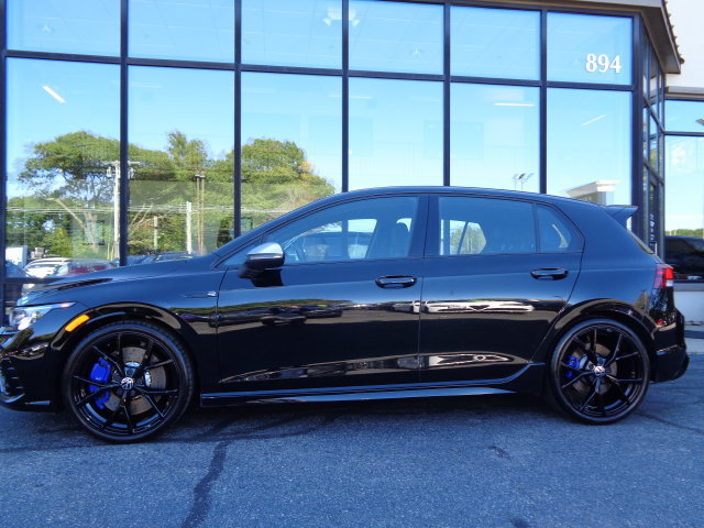 Used 2024 Volkswagen Golf R AWD/4WD image 8