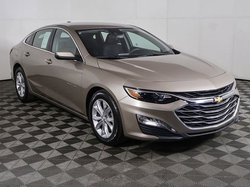 Used 2023 Chevrolet Malibu LT w/ Driver Confidence Package image 47