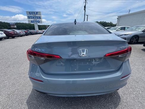 Used 2024 Honda Civic Sport image 6