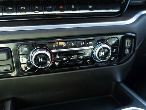 Used 2022 GMC Sierra 1500 SLT w/ SLT Premium Plus Package image 19