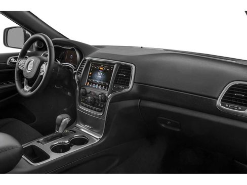Used 2021 Jeep Grand Cherokee Laredo X image 11
