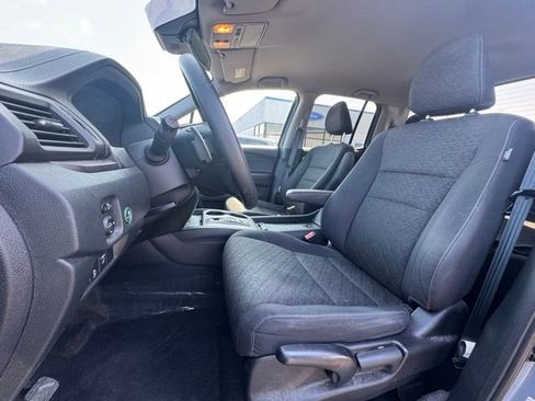 Used 2023 Honda Ridgeline Sport image 11