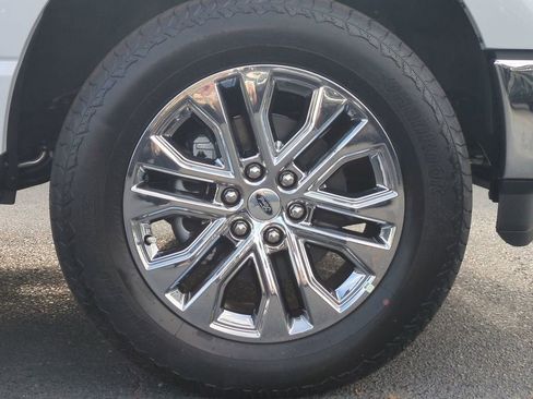 New 2025 Ford F150 Lariat w/ Equipment Group 501A Mid image 11