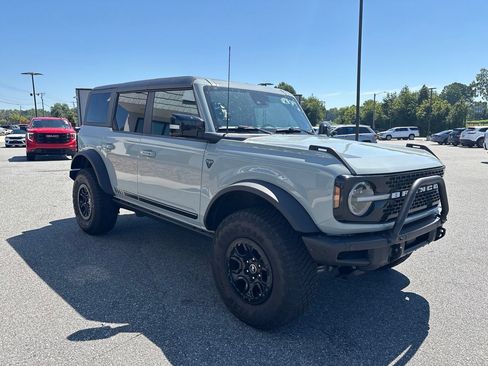 Used 2021 Ford Bronco First Edition AWD/4WD image 9