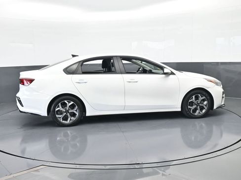 Used 2021 Kia Forte LXS image 7