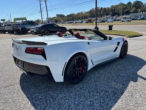 Used 2019 Chevrolet Corvette Grand Sport w/ Z07 Performance Package image 6