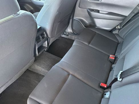 Used 2025 Nissan Rogue S AWD/4WD image 6