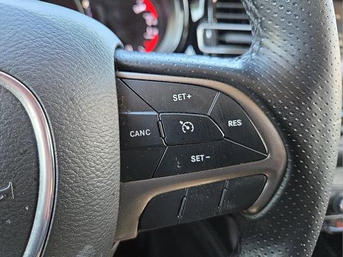 Used 2022 Dodge Durango SXT image 18