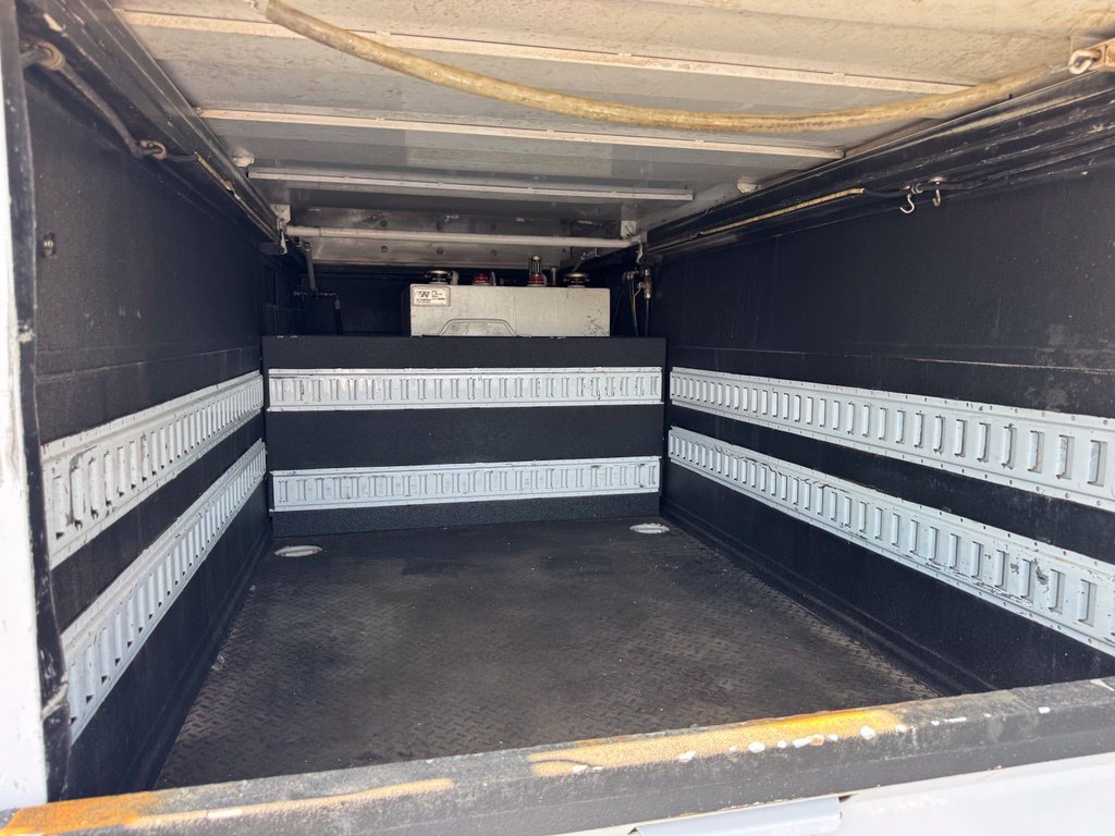 Used 2019 Ford F550 4x4 Regular Cab Super Duty image 9