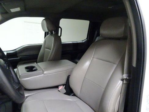 Used 2018 Ford F150 XL w/ Equipment Group 101A Mid AWD/4WD image 25