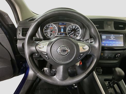 Used 2019 Nissan Sentra S FWD image 13