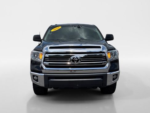 Used 2016 Toyota Tundra SR5 w/ TRD Off Road Package AWD/4WD image 7