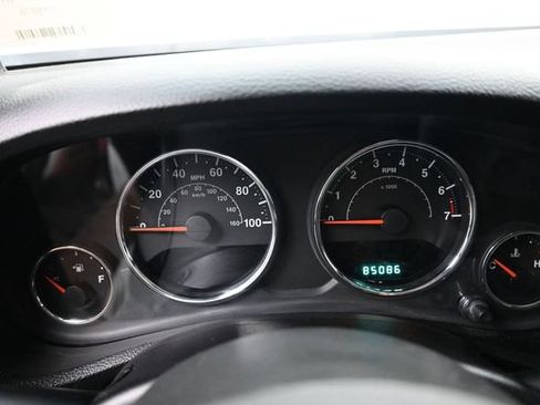 Used 2013 Jeep Wrangler Sport AWD/4WD image 4