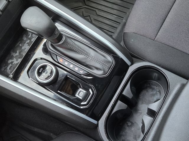 Used 2024 Chevrolet Colorado Trail Boss w/ Advanced Trailering Package AWD/4WD image 20
