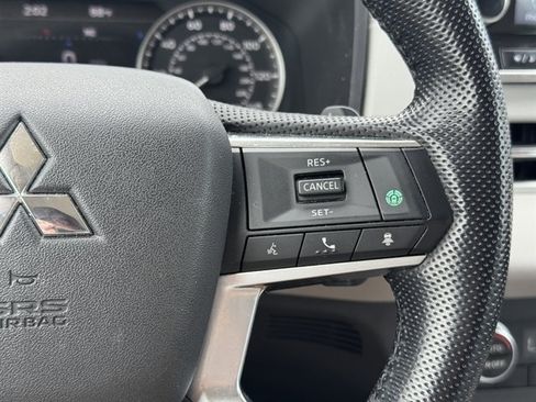 Used 2022 Mitsubishi Outlander SEL AWD/4WD image 15