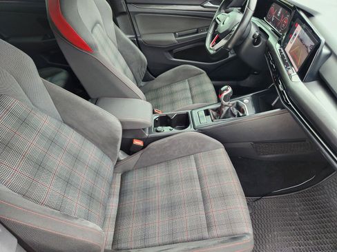 Used 2022 Volkswagen GTI SE image 15