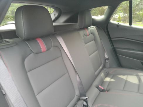 Used 2024 Chevrolet Trax RS w/ Driver Confidence Package FWD image 20