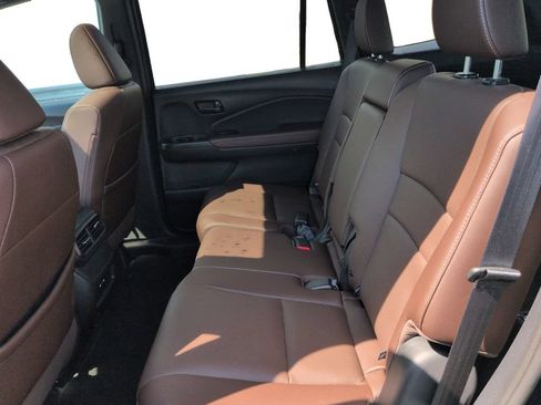 Used 2025 Honda Passport EX-L image 26