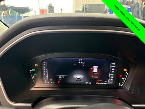 Used 2024 Honda Pilot Elite image 31