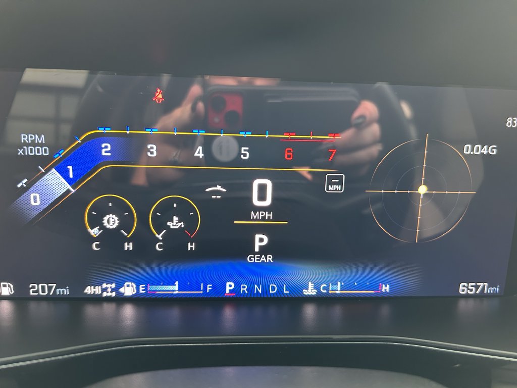 Used 2024 Chevrolet Colorado ZR2 w/ Technology Package AWD/4WD image 11