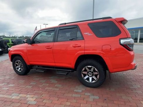 Used 2024 Toyota 4Runner TRD Off-Road Premium w/ Moonroof Package AWD/4WD image 8