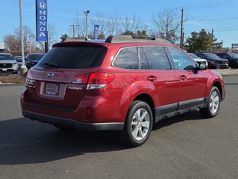 Used 2014 Subaru Outback 2.5i Premium image 6