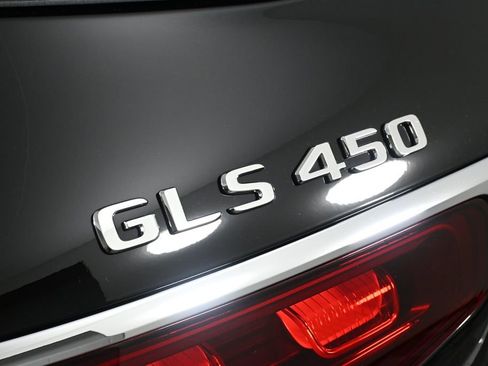New 2026 Mercedes-Benz GLS 450 4MATIC image 28