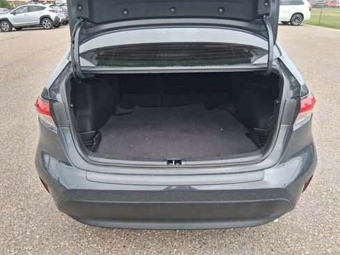 Used 2024 Toyota Corolla LE FWD image 6
