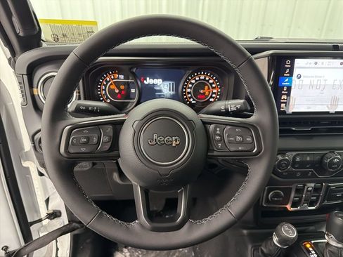 New 2026 Jeep Gladiator Sport AWD/4WD image 19
