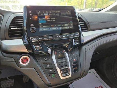 Used 2024 Honda Odyssey EX-L image 25