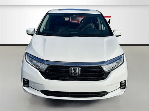 Used 2022 Honda Odyssey Elite image 2