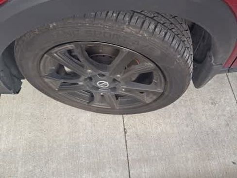 Used 2021 Nissan Kicks SR w/ SR Premium Package image 9