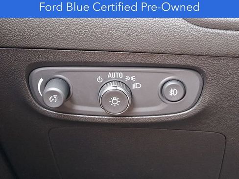 Used 2020 Buick Encore GX Essence w/ Experience Buick Package AWD/4WD image 26