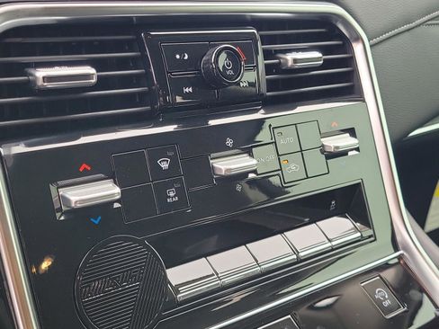 New 2026 Nissan Armada SV image 24