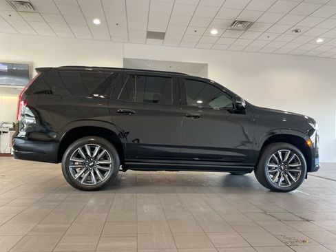 Certified 2024 Cadillac Escalade Sport w/ Touring Package AWD/4WD image 7