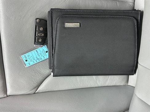 Used 2017 Audi Q3 2.0T Prestige image 24