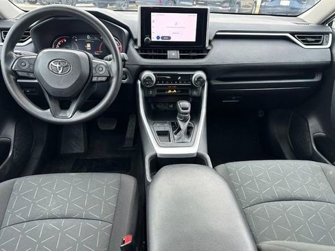 Used 2024 Toyota RAV4 XLE image 12