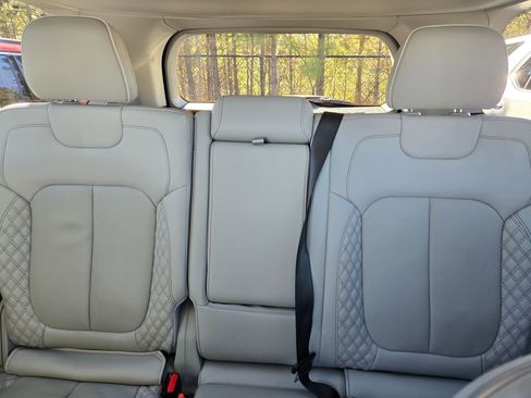 Used 2022 Jeep Grand Cherokee Summit image 31