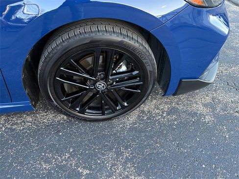 Used 2025 Toyota Camry SE image 19