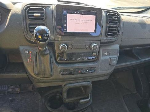 Used 2023 RAM ProMaster 2500 FWD image 21