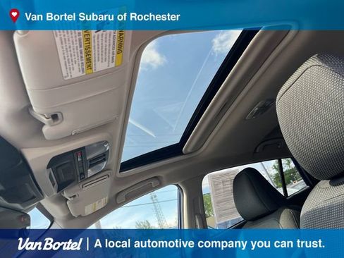 Certified 2024 Subaru Crosstrek 2.0i Premium AWD/4WD image 14